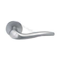 SL-104 (Solid door lever handle)