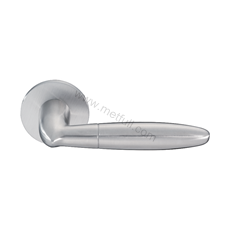 SL-014 (Solid door lever handle)