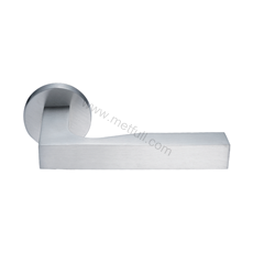 SL-048 (Solid door lever handle)